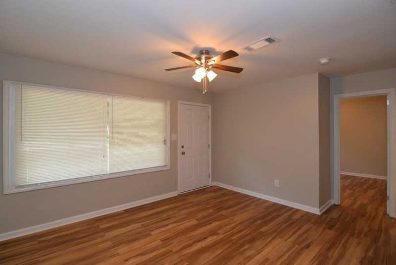 1928 Wylie Dr - Photo 5 of 27