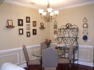 922 Oak Crest Dr - Photo 7 of 15