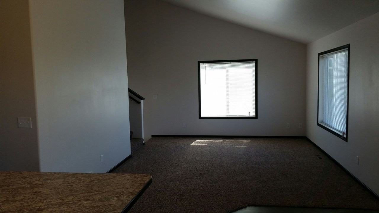 3357 27th St S - Photo 4 of 10