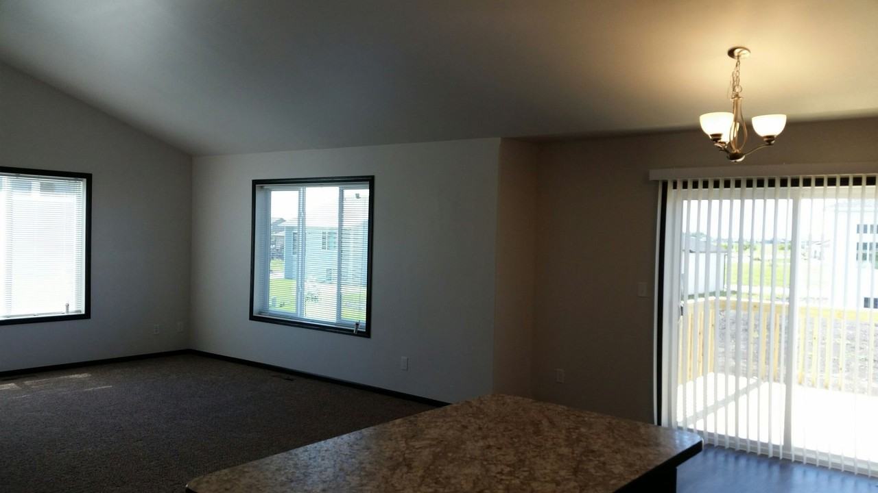 3357 27th St S - Photo 6 of 10