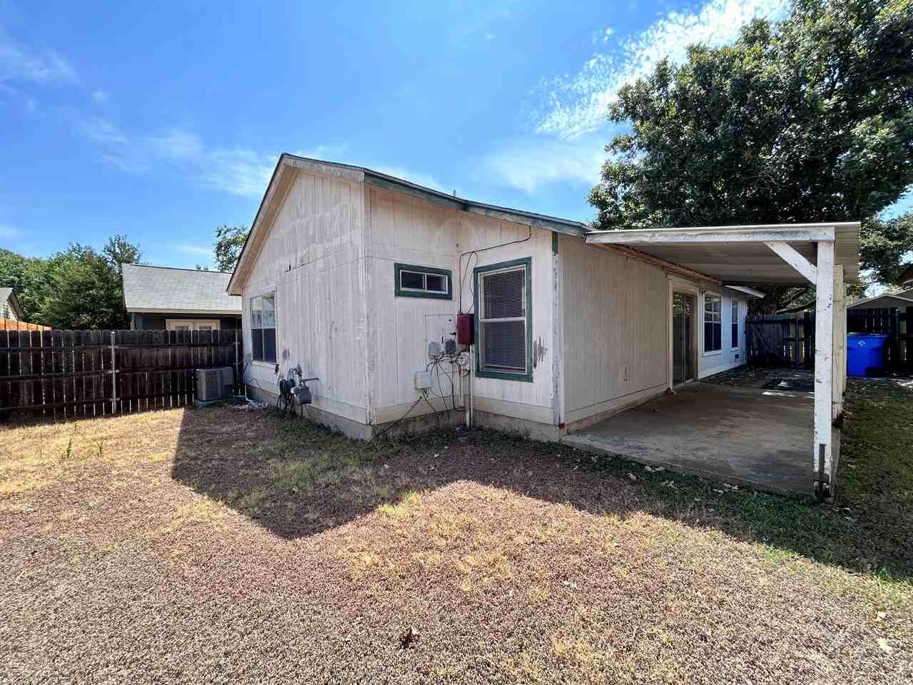 5940 Kevin Kelly Pl - Photo 5 of 21