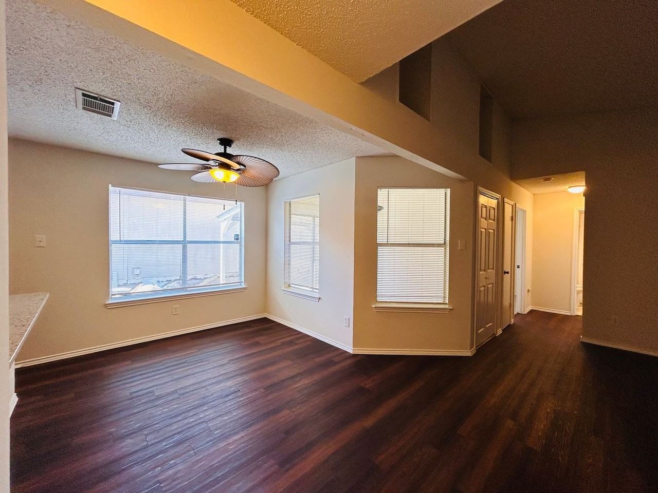 5940 Kevin Kelly Pl - Photo 7 of 21