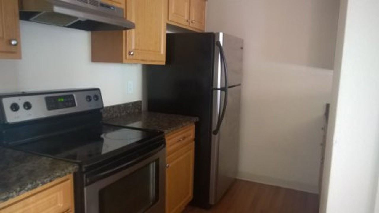 7407 Sugar Bend Dr #7407 - Photo 5 of 7