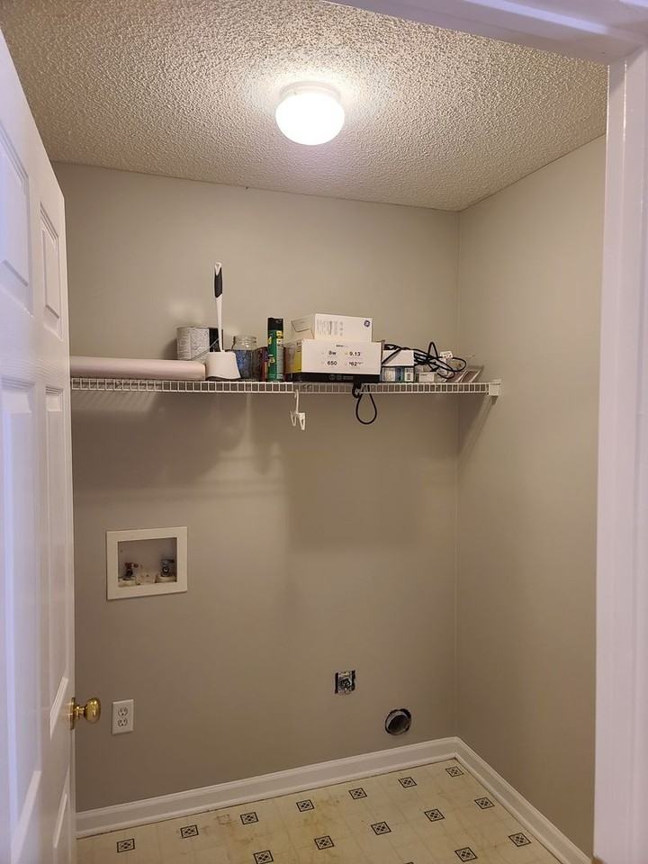 507 Stratton Ct - Photo 5 of 21