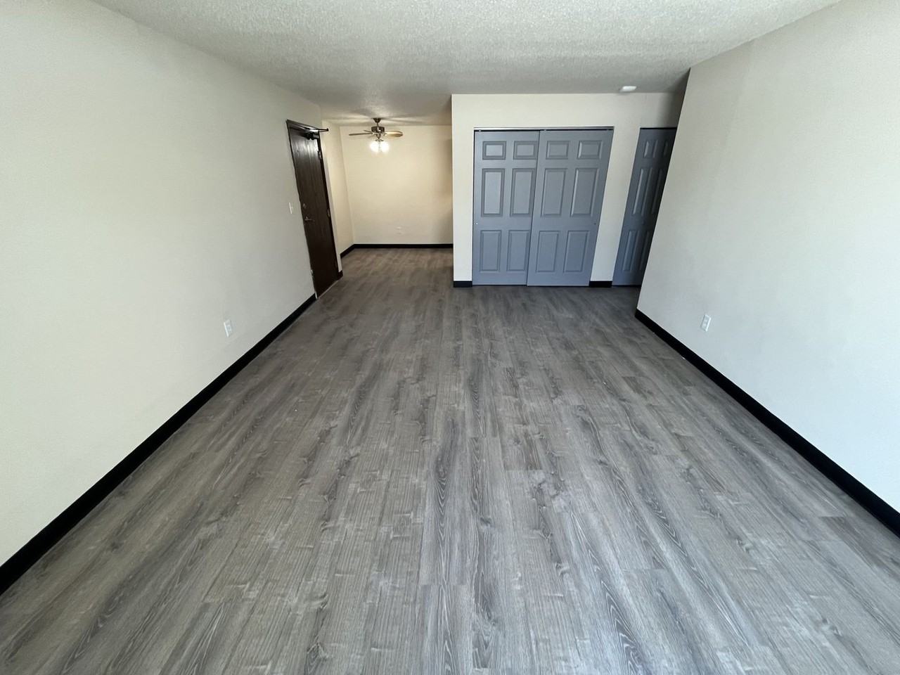 2501 Leonard St - Photo 7 of 17