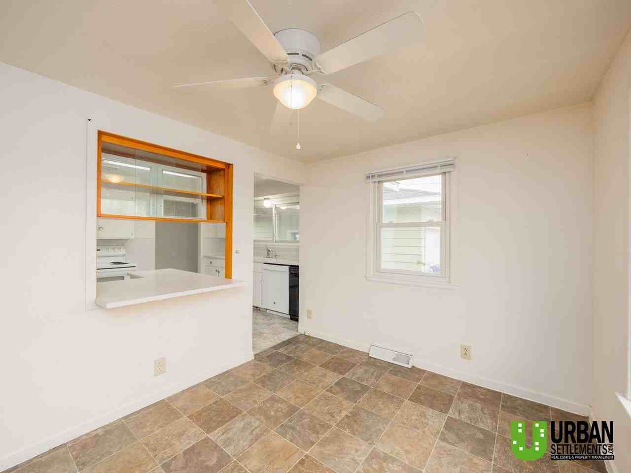 13104 E Desmet Ave - Photo 4 of 30