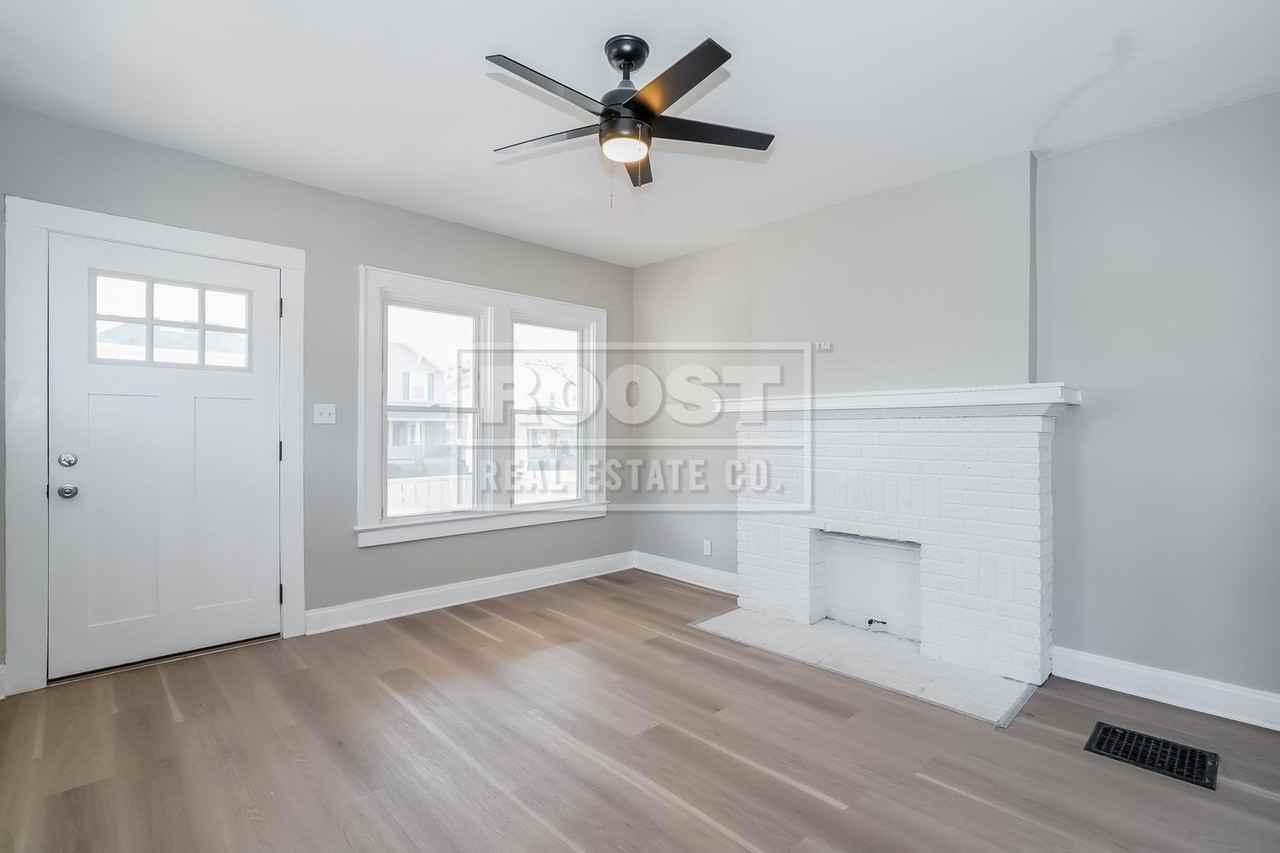 1239 S Champion Ave - Photo 3 of 10