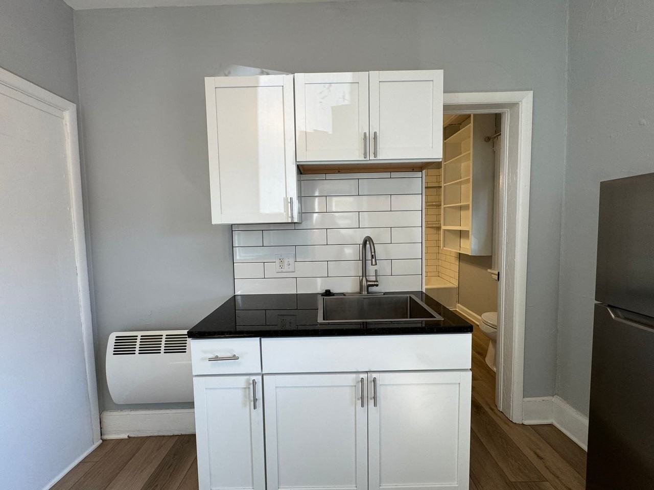 2027 E Washington Ave. - Photo 6 of 22