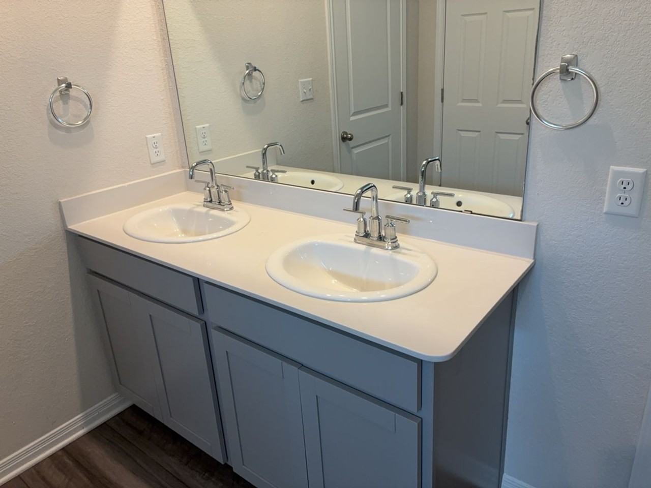 1011 Torre Mileto Way - Photo 7 of 28