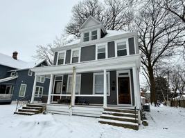 featured image of 730 Oakwood Ave
