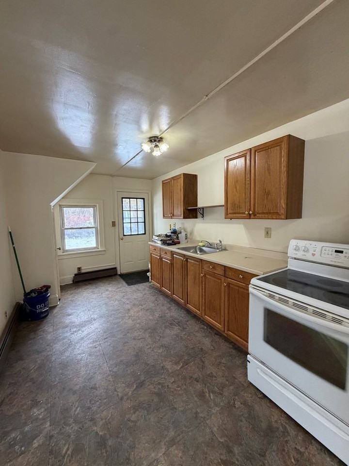 94 Greenkill Ave - Photo 5 of 12