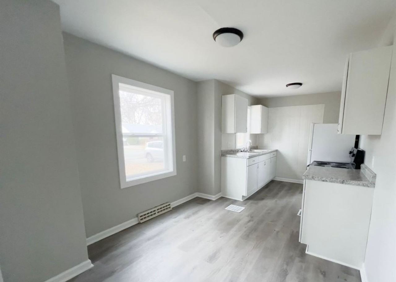 4337 N Olney St - Photo 4 of 15