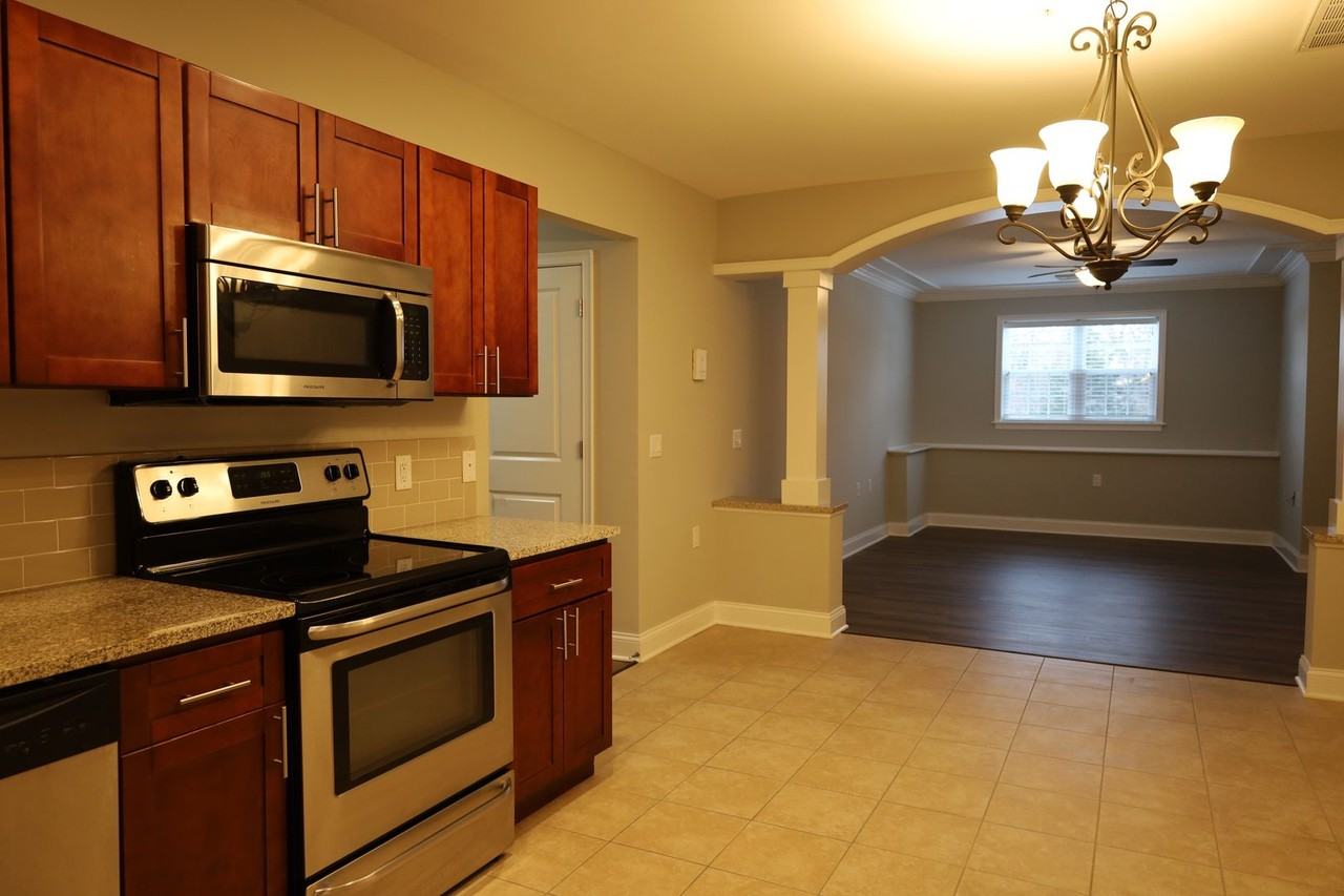 Stoneledge Terrace Apartments - Photo 7 of 50