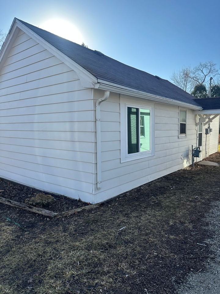 W3699 Springfield Rd - Photo 2 of 16