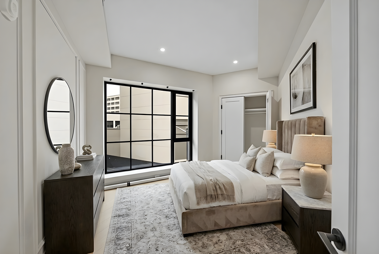 The Duke - Photo 2 of 14