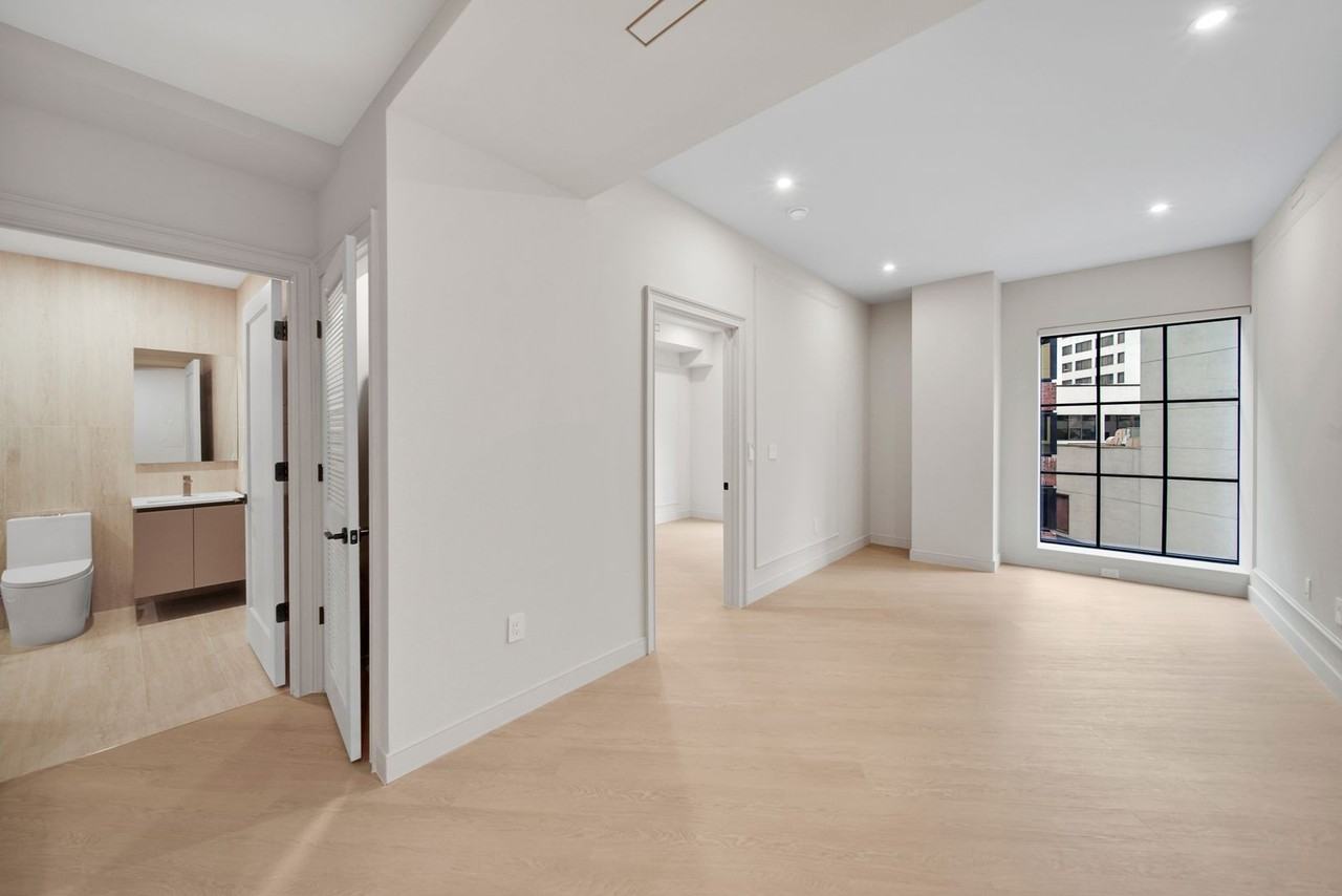 The Duke - Photo 5 of 14