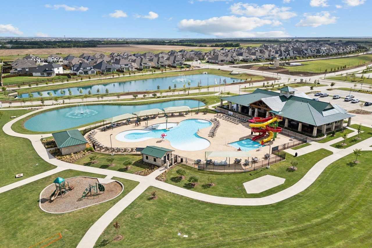 16617 Hidden Cove Dr - Photo 2 of 45