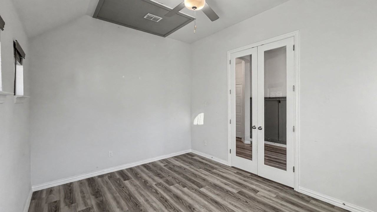 16617 Hidden Cove Dr - Photo 7 of 45