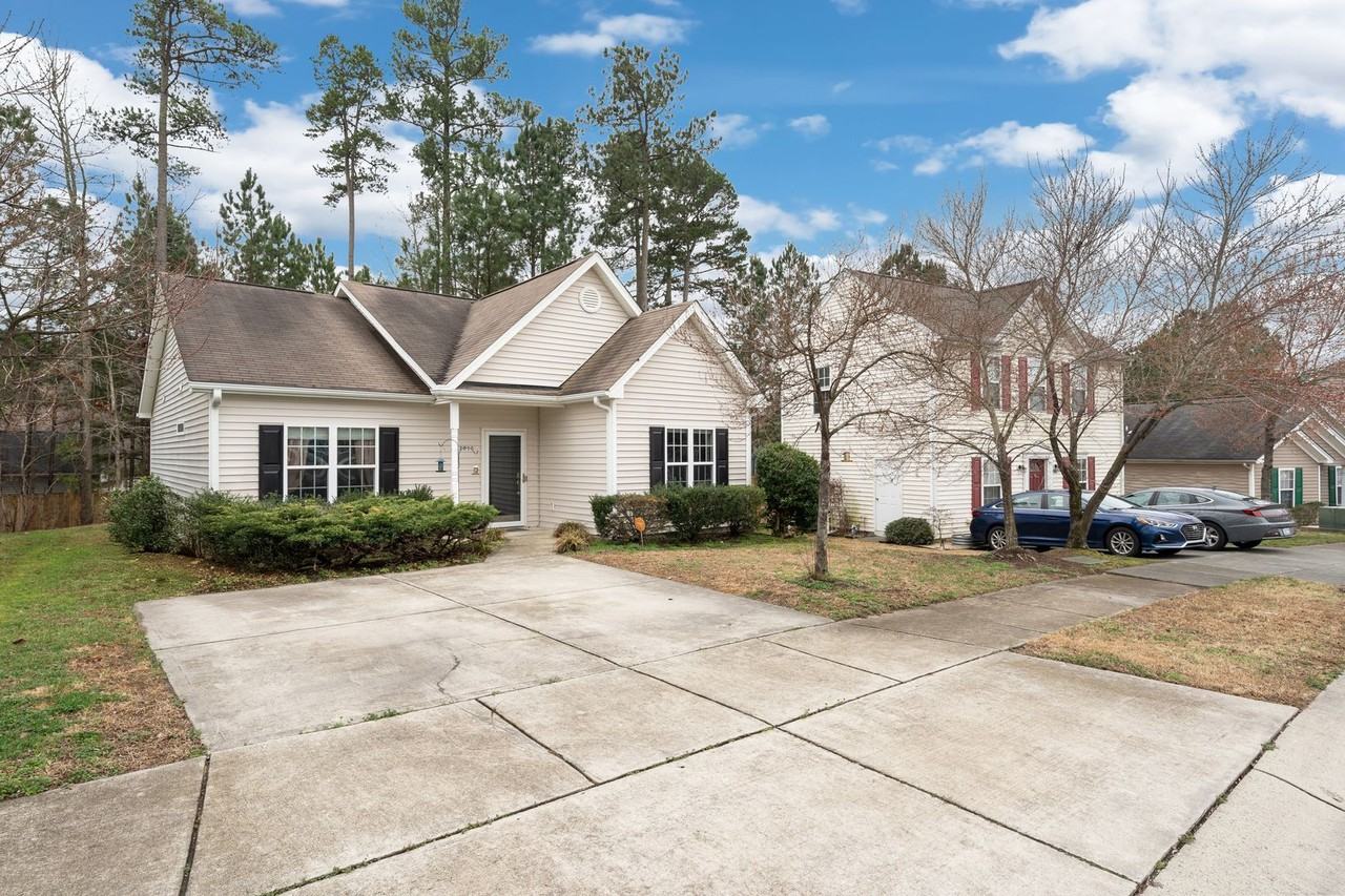 2010 Lime St - Photo 2 of 21