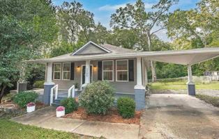 featured image of 1100 Columbia College Dr