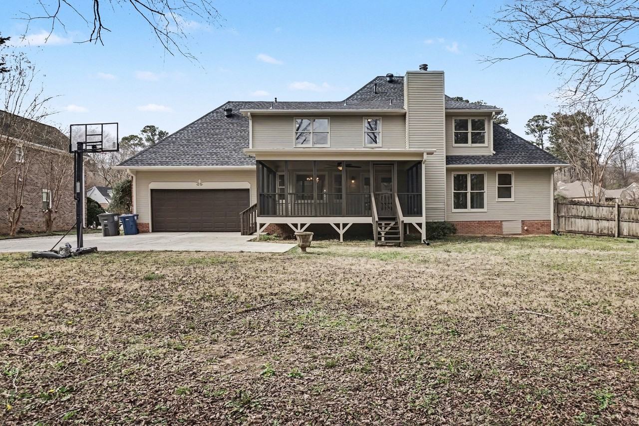 109 Roundabout Dr #1 - Photo 2 of 10