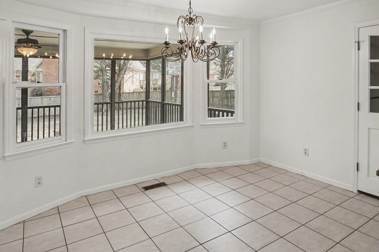 109 Roundabout Dr #1 - Photo 5 of 10