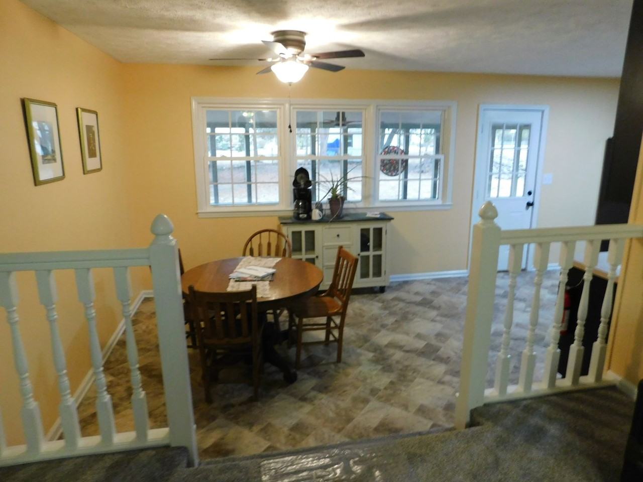 22580 Hoyl Cir - Photo 4 of 16