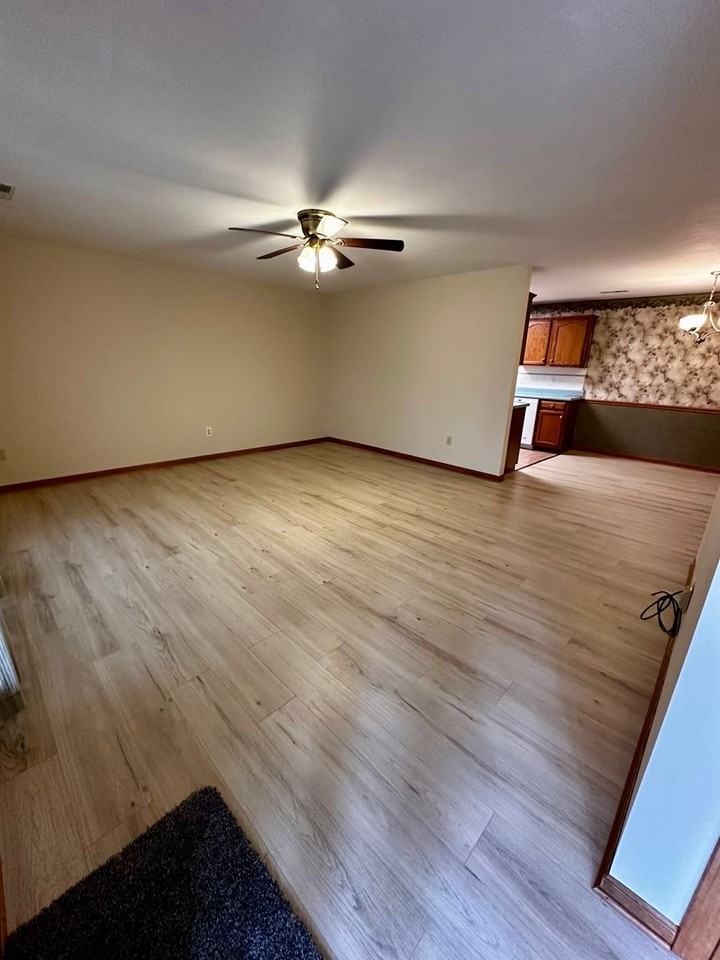 17925 Pink Elephant Rd - Photo 2 of 18