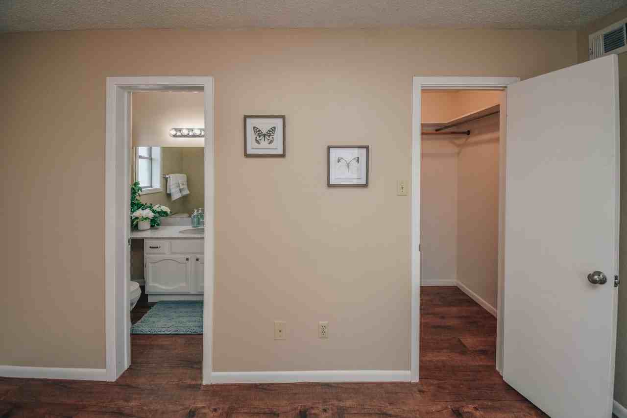 602 Sherwood DrApt C #C - Photo 7 of 7