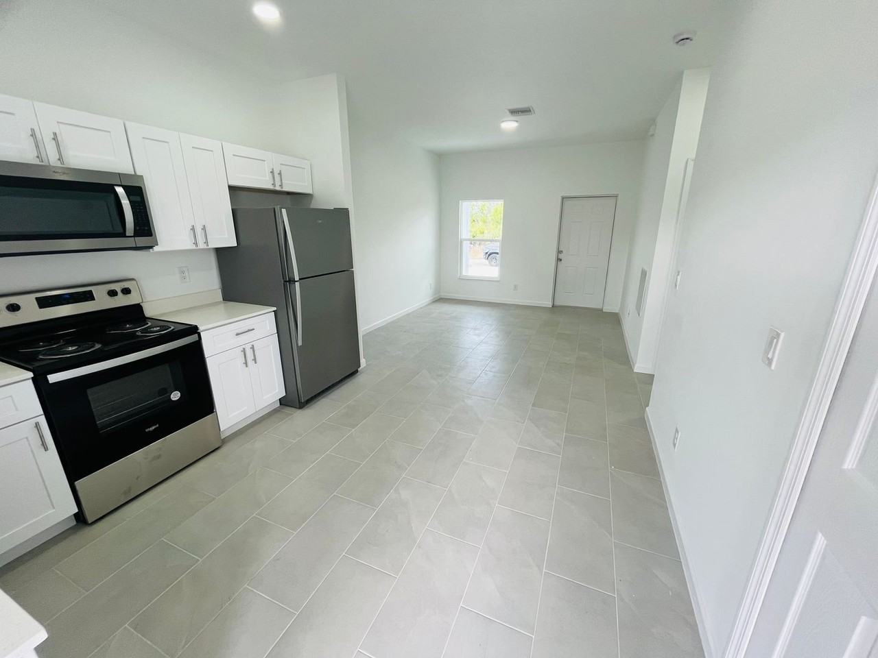 2617 49th St W - Photo 6 of 13