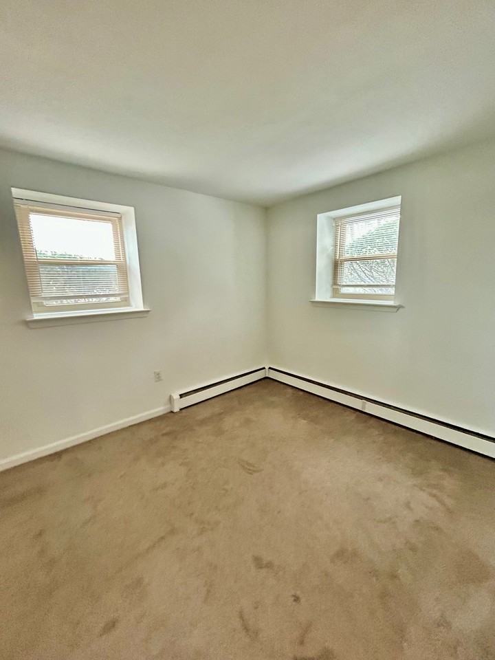 1100 Tyson AveA03 #A03 - Photo 3 of 7