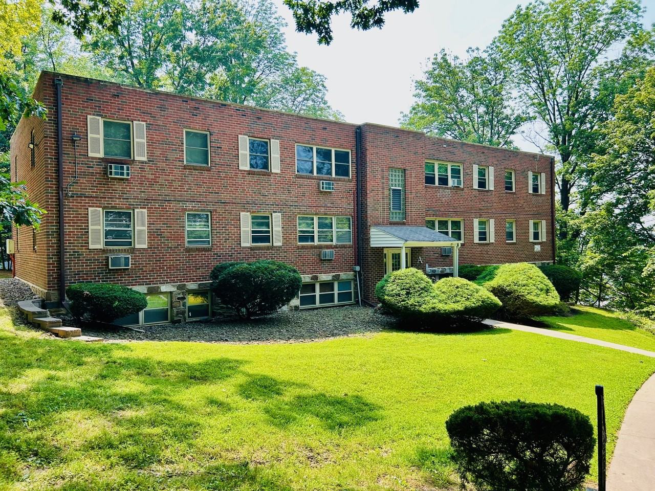 1100 Tyson AveA03 #A03 - Photo 7 of 7