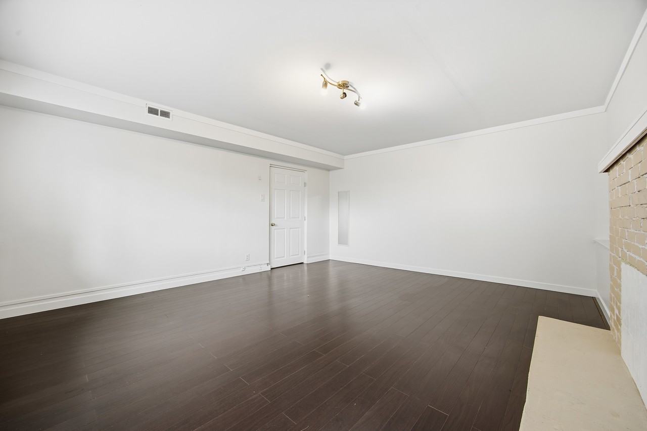 1106 Duthie Avenue - Photo 2 of 25