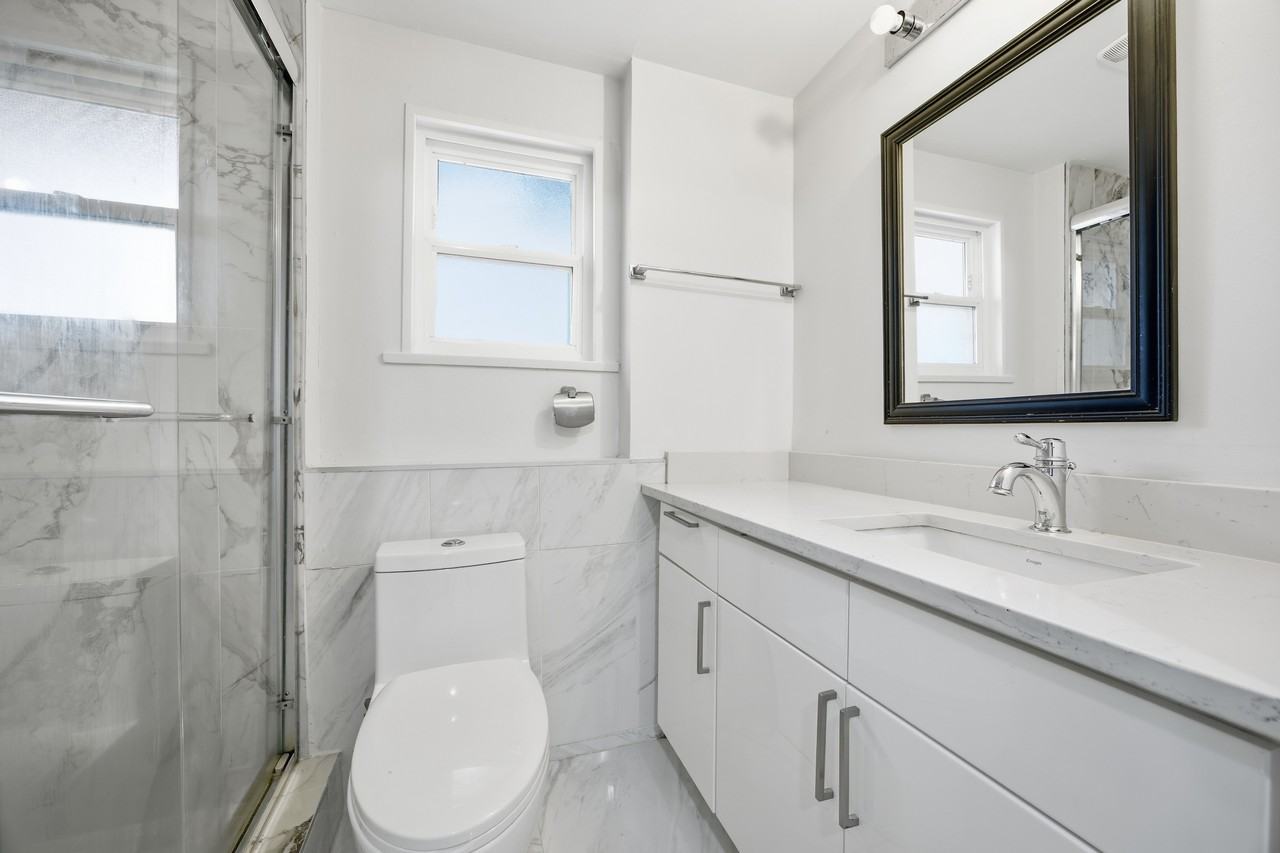 1106 Duthie Avenue - Photo 7 of 25