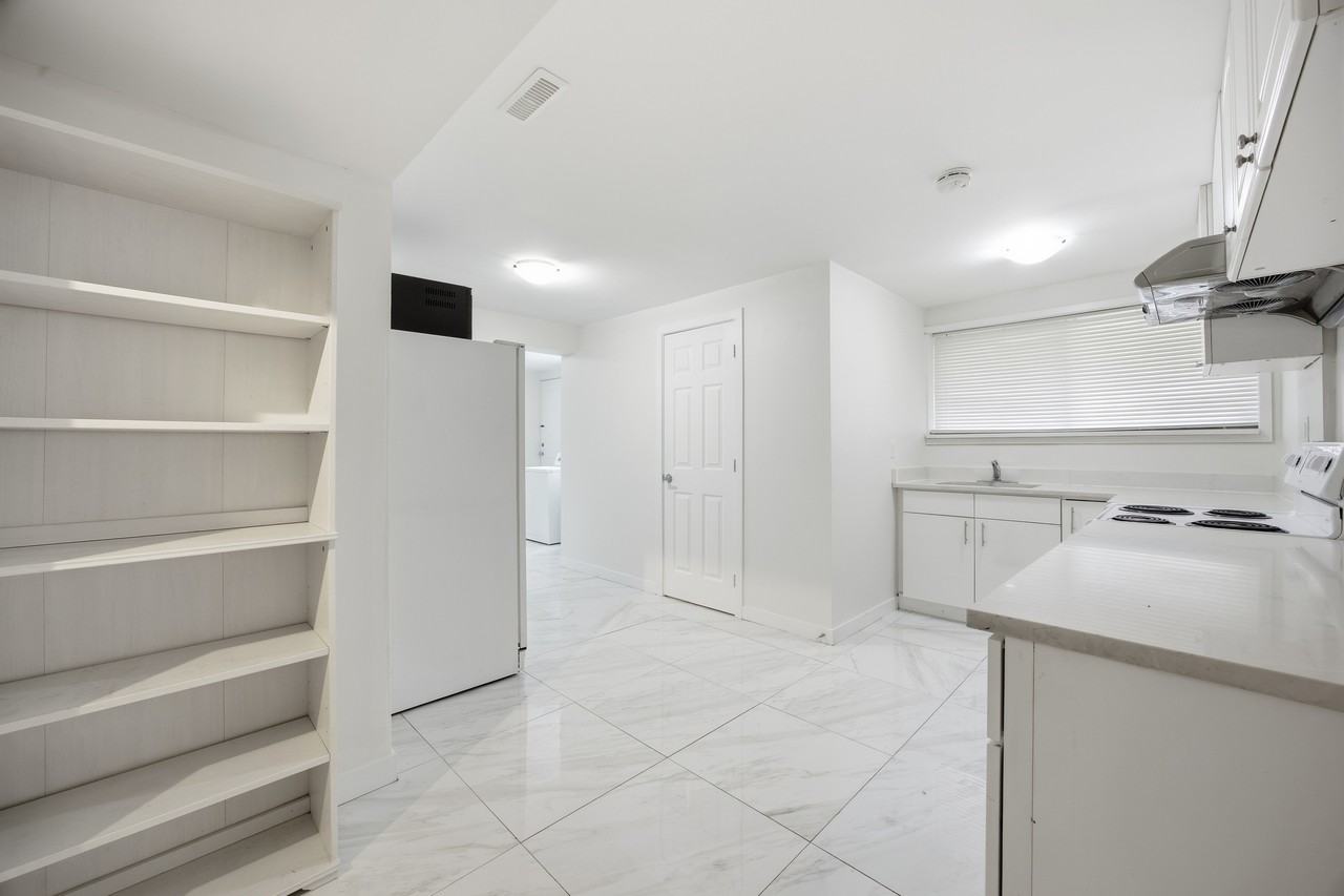 1106 Duthie Avenue - Photo 9