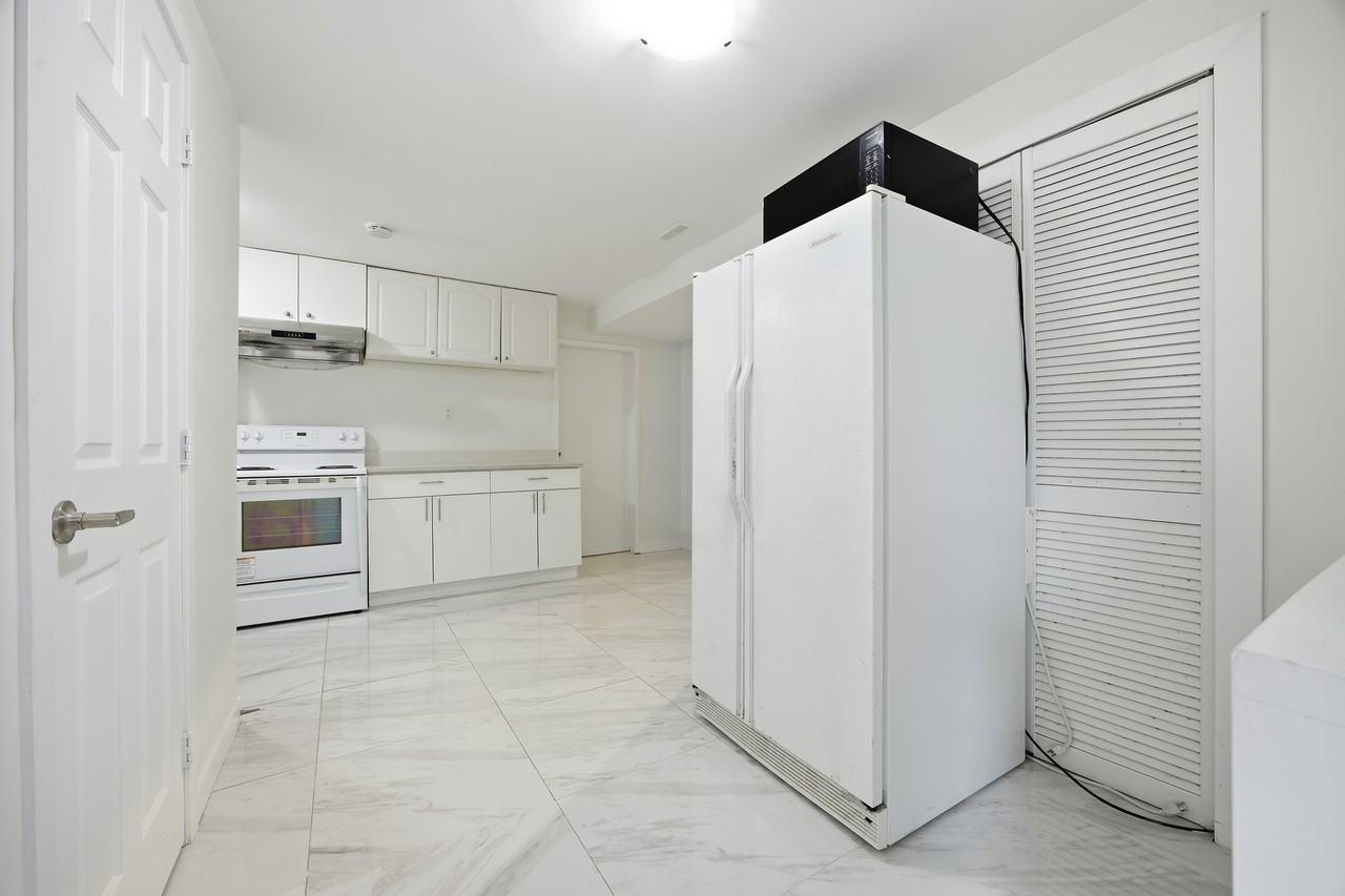 1106 Duthie Avenue - Photo 17