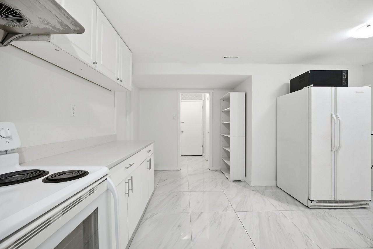 1106 Duthie Avenue - Photo 23
