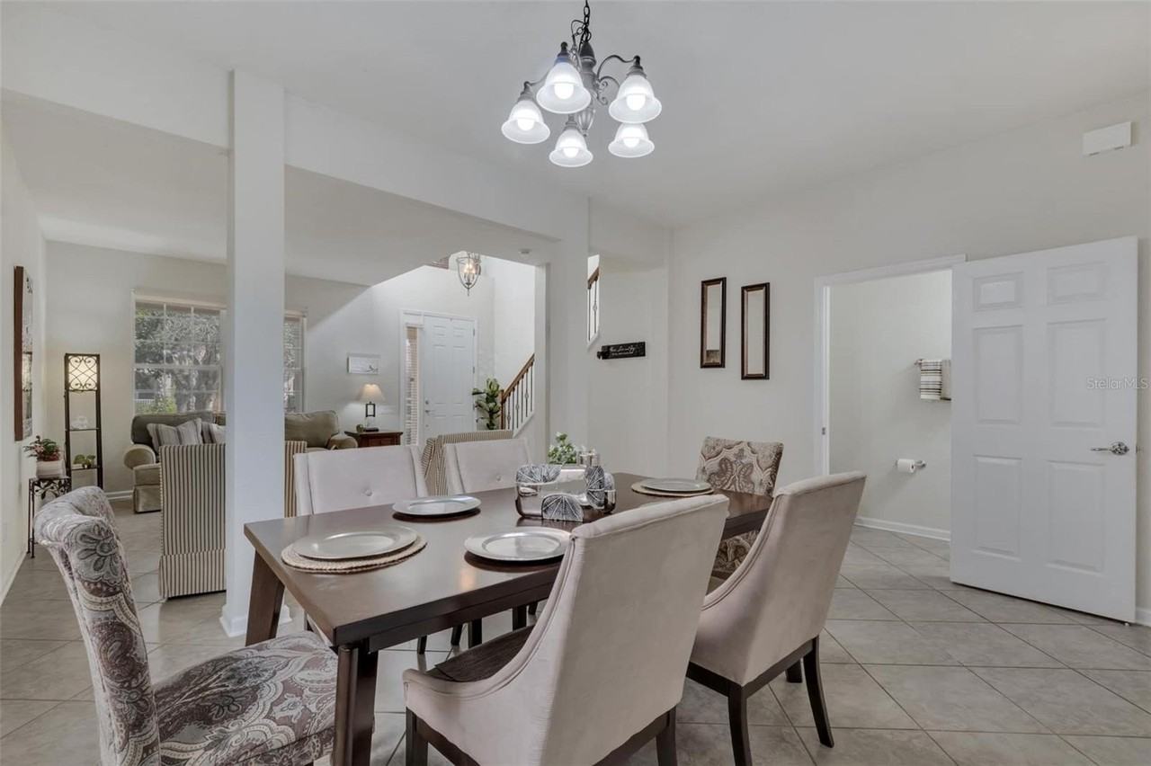 11738 Barletta Dr - Photo 7 of 37