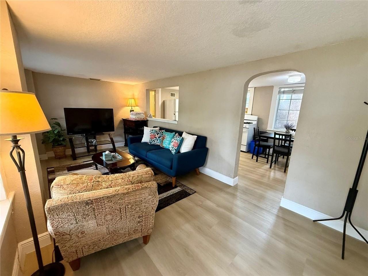 18 N Brown Ave - Photo 5 of 13