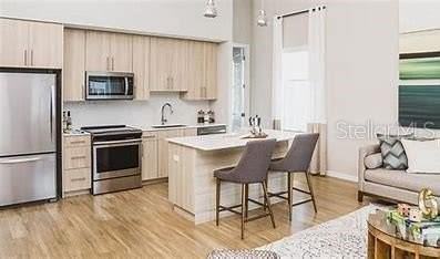 1192 W Pine St - Photo 7 of 49