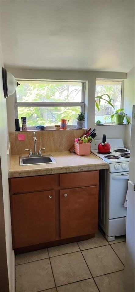 750 7th Ave N - Photo 4 of 7