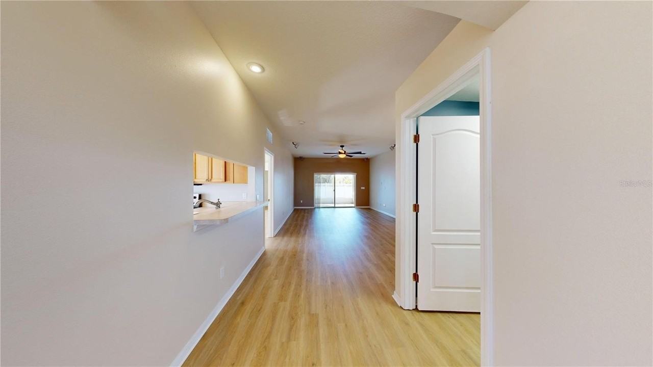 1853 Atlantic Dr - Photo 7 of 47