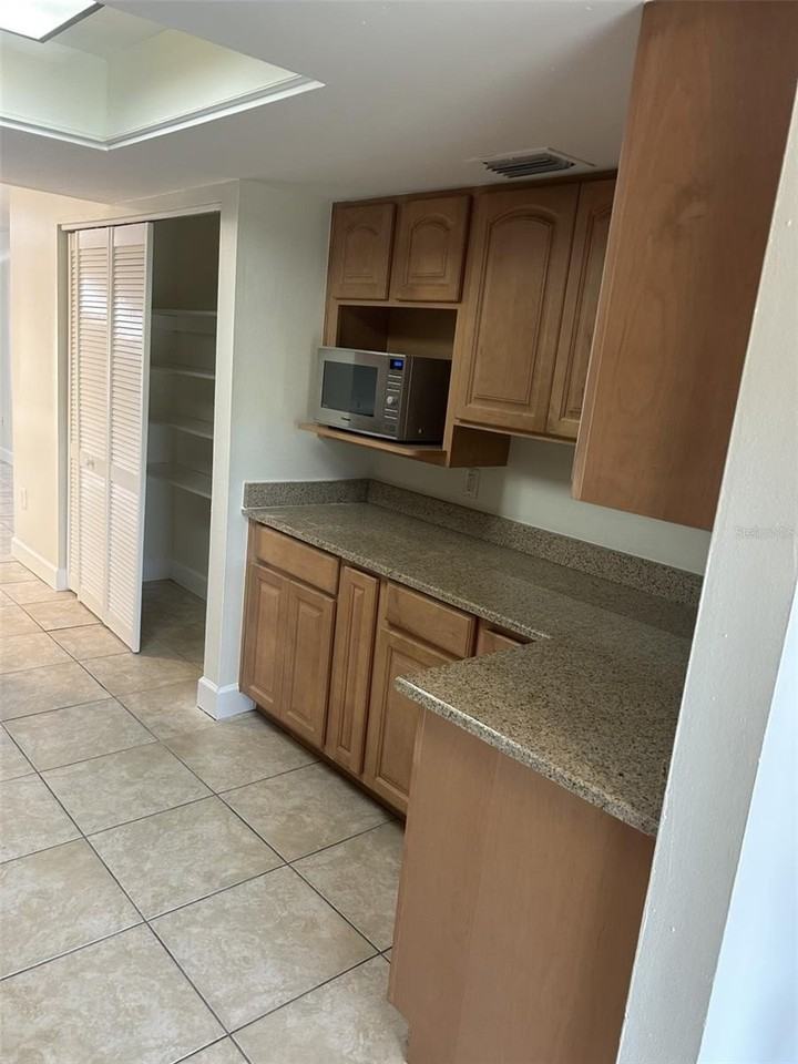 8334 Dr Martin Luther King Jr St N - Photo 7 of 16