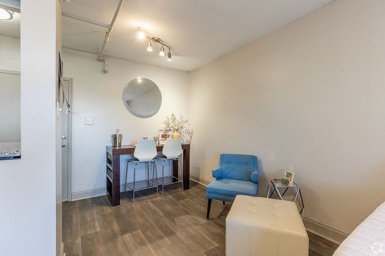 500 Fifth - Photo 5 of 23