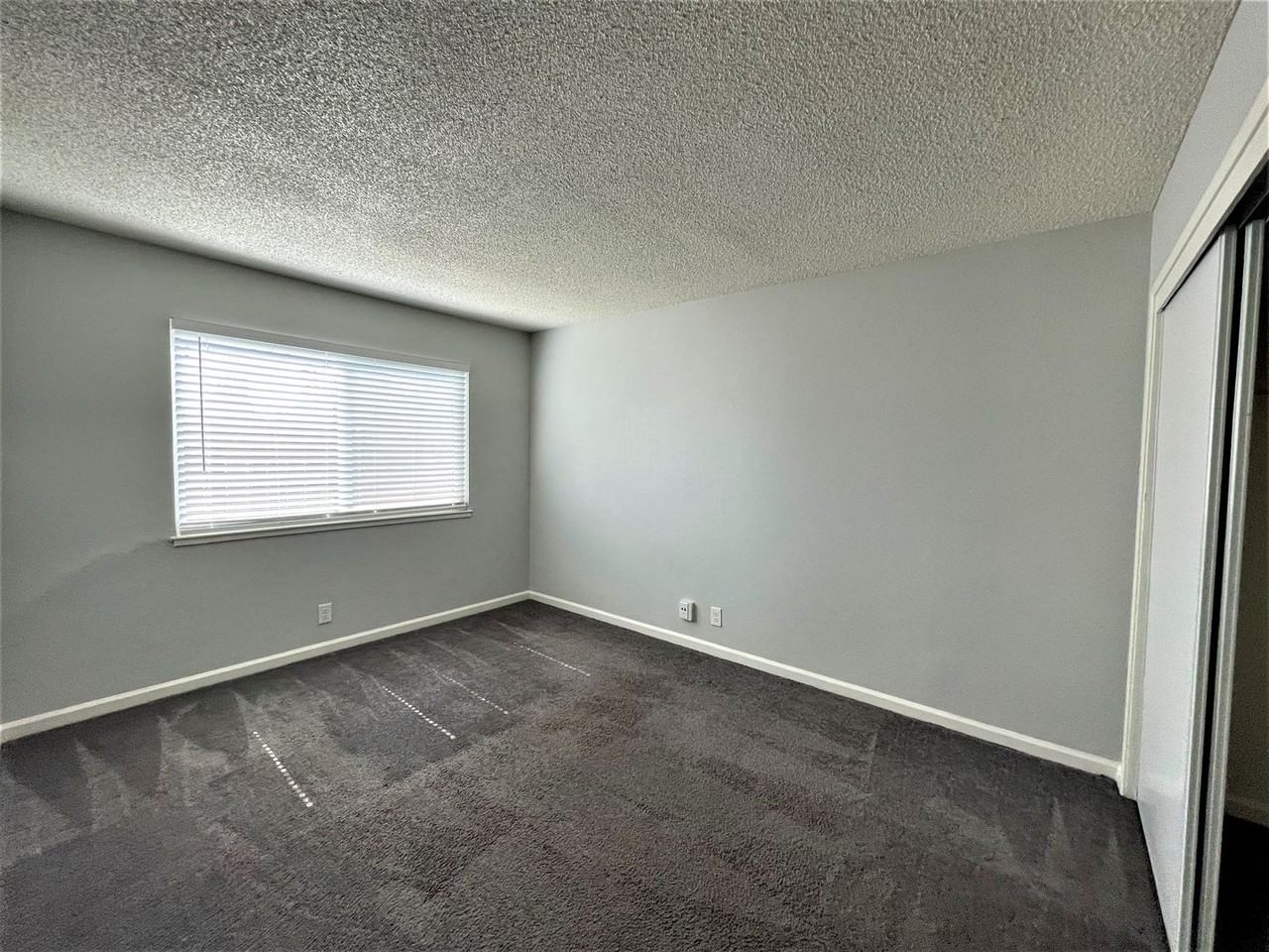 613 Camanche Lane - Photo 5 of 8