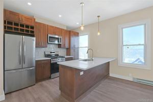featured image of 77 S Broadway Apt 2 #Apt 2