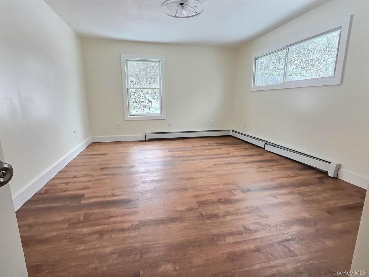 155 N Clinton St Unit 1 - Photo 5 of 10