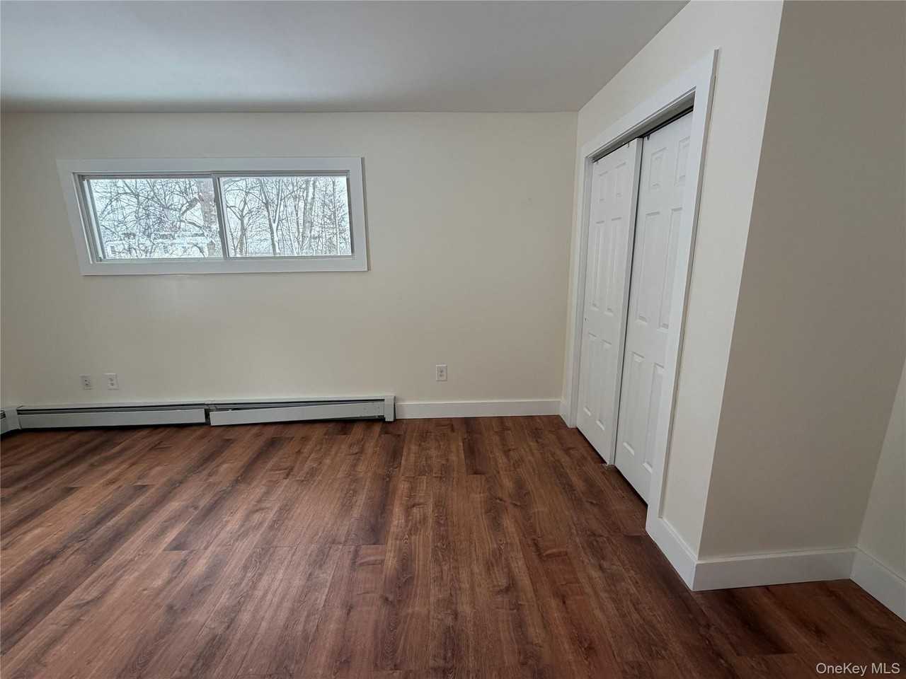 155 N Clinton St Unit 1 - Photo 6 of 10