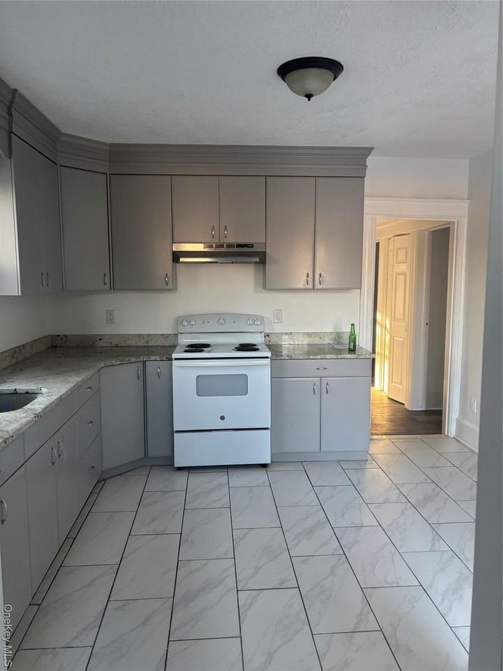 20 North White Street N White Street - Photo 4 of 12