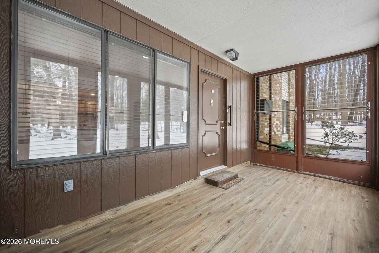 110 Amberly Dr Unit A - Photo 3 of 19